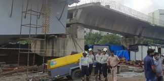 Mumbai Flyover Accident: An under construction bridge collapses in Mumbai's Bandra