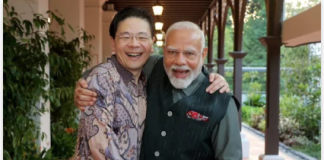 PM Modi Meets Singapore Counterpart